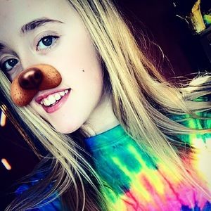 Meet your Posher, Macy